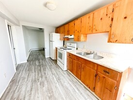1 City Line in Saint John, NB - Building Photo