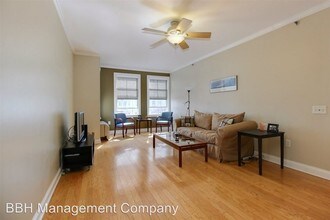 1 Independence Way in Jersey City, NJ - Foto de edificio - Building Photo