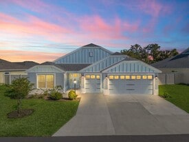 1393 Daniel Wy in the Villages, FL - Building Photo