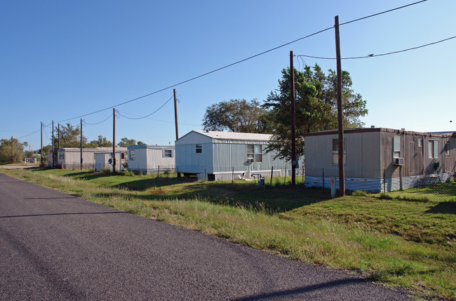 2201 Quitsna Ave in Lubbock, TX - Building Photo - Building Photo