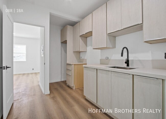 2694 James M Wood Blvd, Unit 7