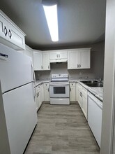 185 Leeswood Cir in Brunswick, GA - Building Photo - Building Photo