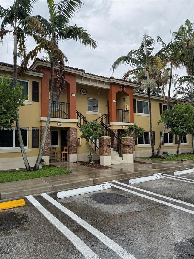 920 NE 33rd Terrace in Homestead, FL - Building Photo - Building Photo