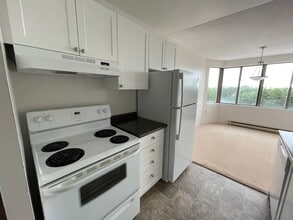 Highview Glen in London, ON - Building Photo - Building Photo