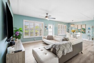 420 SE 12th Ave in Deerfield Beach, FL - Building Photo - Building Photo