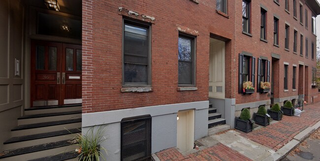 38 Bradford St, Unit 2