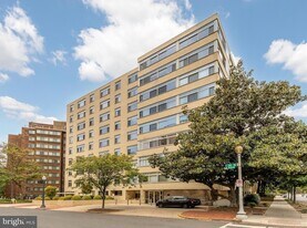 2401 H St NW, Unit 904 in Washington, DC - Building Photo