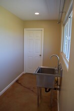 1767 Kilauea Ave in Hilo, HI - Building Photo - Building Photo