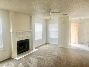 5304 Harmony St in Las Vegas, NV - Building Photo - Building Photo