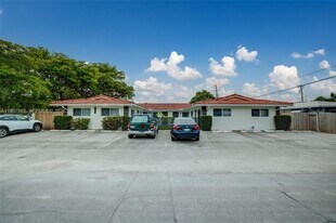 1750 NE 56th Ct in Fort Lauderdale, FL - Building Photo