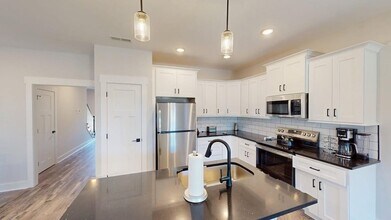 2315 Gold Valley Dr, Unit C2 in Murfreesboro, TN - Building Photo - Building Photo