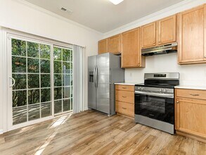 8226 Chaceview Ct in Charlotte, NC - Building Photo - Building Photo