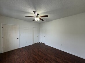 26 Abbott St in Lowell, MA - Building Photo - Building Photo