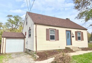 4222 Myrtle Ave in Cincinnati, OH - Building Photo