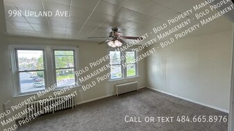 998 Upland Ave in Reading, PA - Building Photo