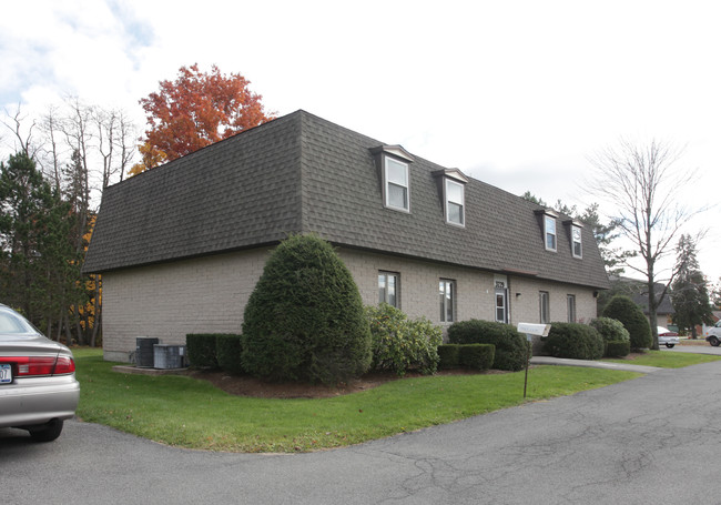 3729 Carman Rd in Schenectady, NY - Building Photo - Building Photo