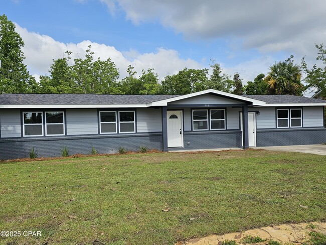 property at 906 Kentucky Ave