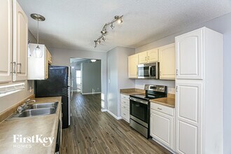 15472 Sandlands Cir in Noblesville, IN - Building Photo - Building Photo