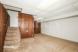 30W118 Maplewood Dr in Warrenville, IL - Building Photo - Building Photo
