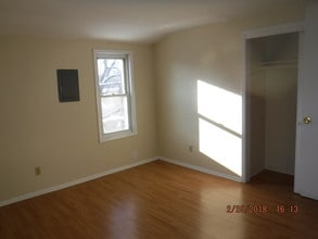 139 W Front St, Unit 139 1/2 W. Front St. in Owatonna, MN - Building Photo - Building Photo