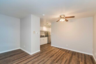 Avon North Apartments in Denver, CO - Foto de edificio - Building Photo