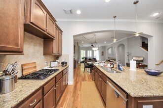 584 Bomar St in Houston, TX - Building Photo - Building Photo