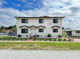 97 NW 73rd Pl in Miami, FL - Building Photo