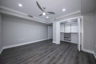100 Glen St in Glen Cove, NY - Building Photo - Building Photo