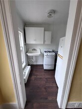 255 W 5th St in Oswego, NY - Building Photo - Building Photo