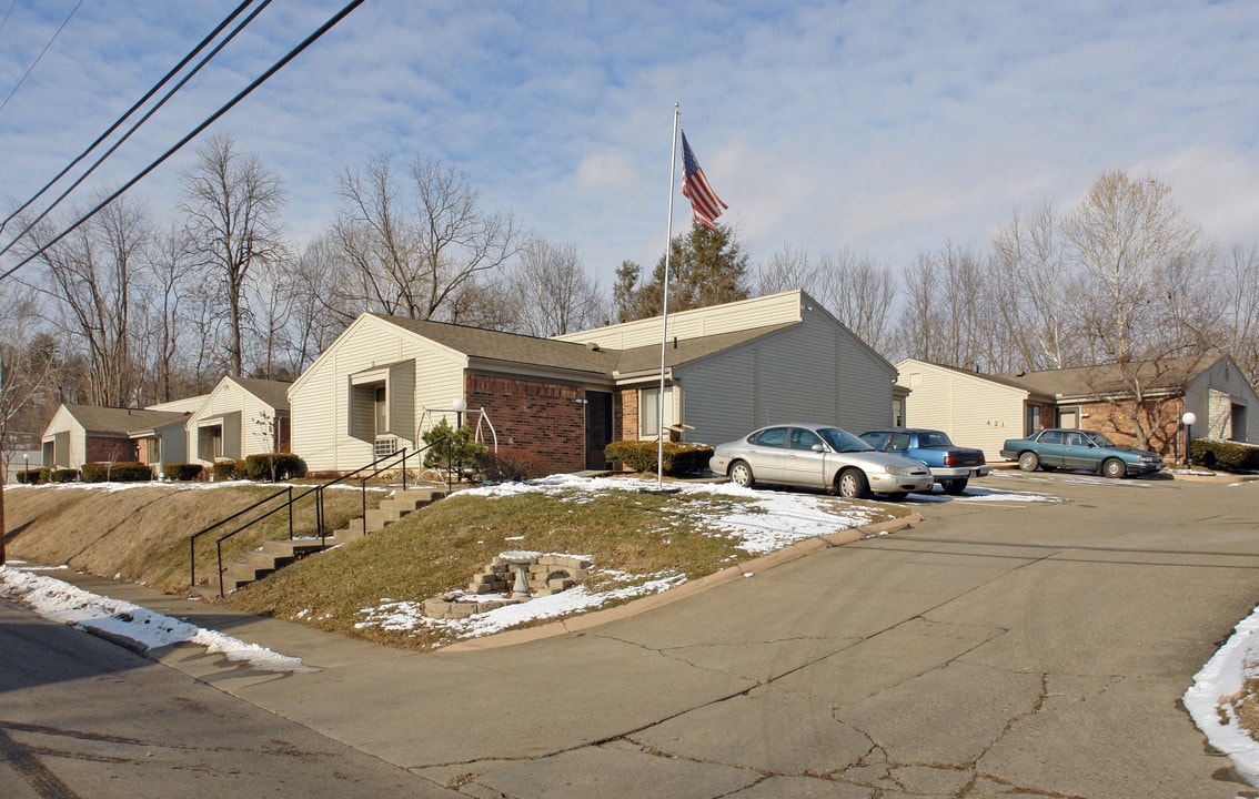 Morningside Apartments in Marietta, OH - Building Photo