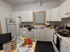 82 Park Ave, Unit 1 in Cambridge, MA - Building Photo - Building Photo