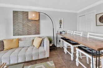 769 Sundial Ct in Fort Walton Beach, FL - Foto de edificio - Building Photo