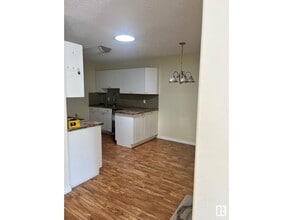 12603-12152 152 Ave NW in Edmonton, AB - Building Photo - Building Photo