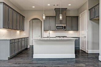 4857 Benning Dr in Houston, TX - Building Photo - Building Photo