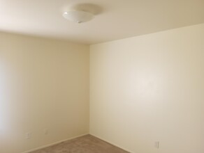 19639 W 12 Mile Rd in Southfield, MI - Building Photo - Building Photo