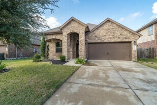 2722 Kaman Ln in Pearland, TX - Building Photo