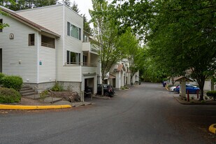 The Highlands in Redmond, WA - Building Photo