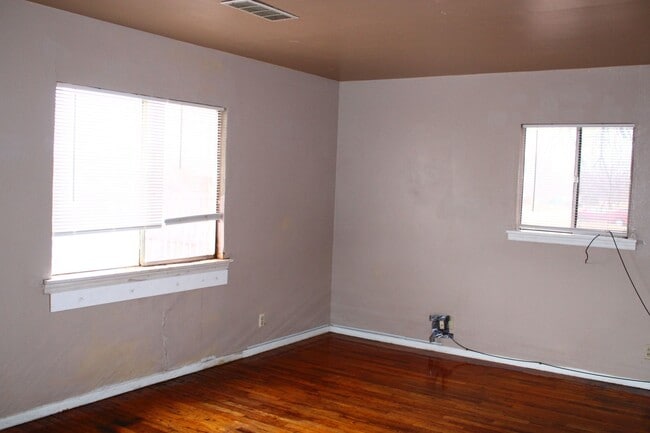 500 9th Ave in Canyon, TX - Building Photo - Building Photo