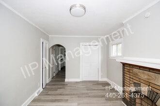 3188 W 111th St in Cleveland, OH - Foto de edificio - Building Photo