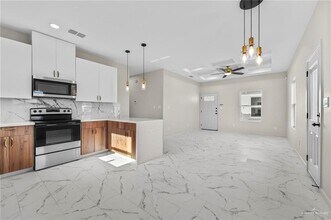 15 Selena St in Mission, TX - Building Photo - Building Photo