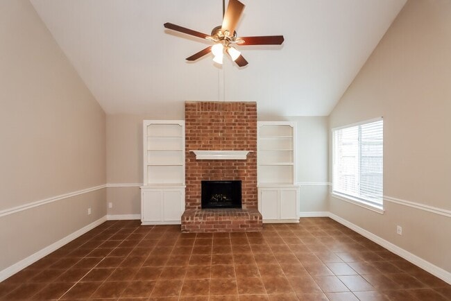 16415 Hidden Gate Ct in Sugar Land, TX - Building Photo - Building Photo