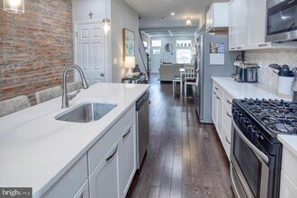 518 S Macon St. in Baltimore, MD - Building Photo - Building Photo