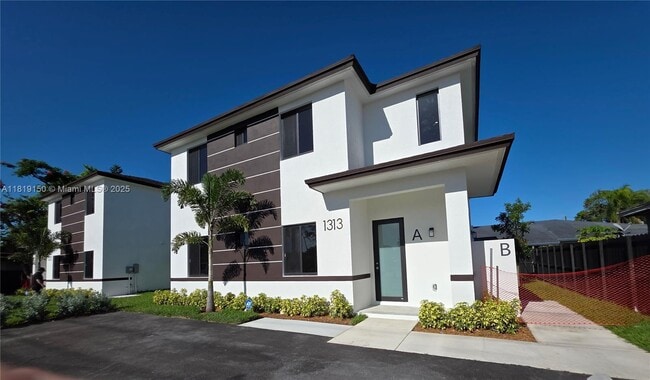 1313 NW 6th Ave