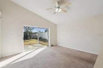 1942 Monkton Dr in Orlando, FL - Building Photo - Building Photo