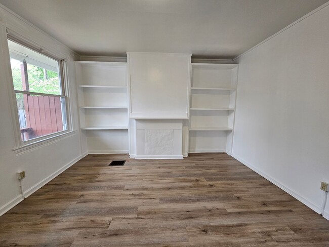 property at 168 Grant Ave