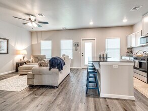 The Villas at Pennbrooke in Oklahoma City, OK - Foto de edificio - Building Photo