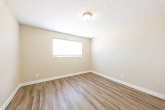 4908 W Catalina Dr in Phoenix, AZ - Building Photo - Building Photo