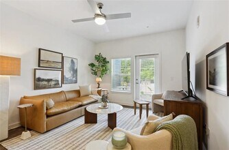 75 Overlook Pkwy SE in Cartersville, GA - Building Photo - Building Photo