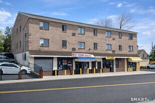 155 W Cedar St in Norwalk, CT - Building Photo