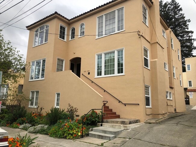 1683 Scenic Ave in Berkeley, CA - Building Photo - Building Photo